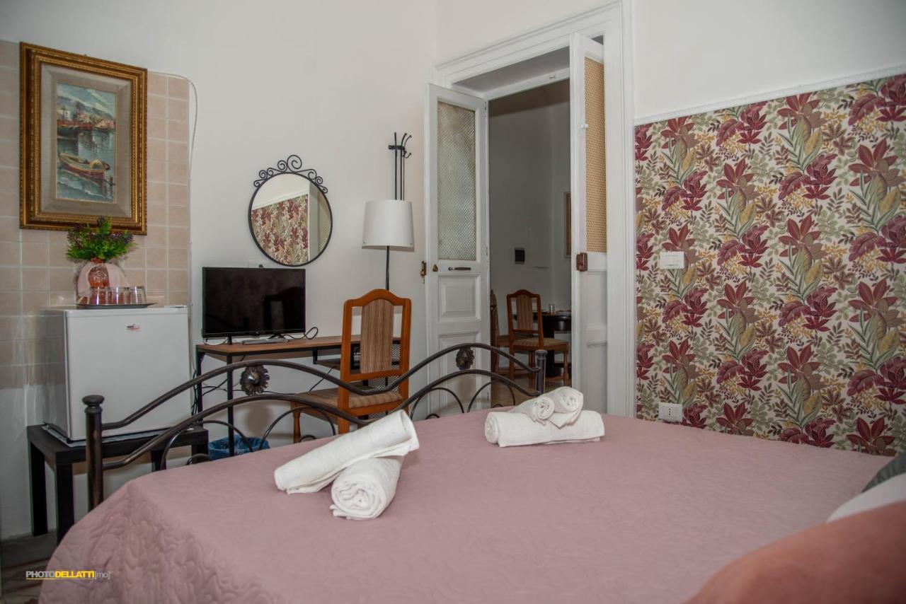 Victoria Suite Casa Vacanza Ταράντο Εξωτερικό φωτογραφία